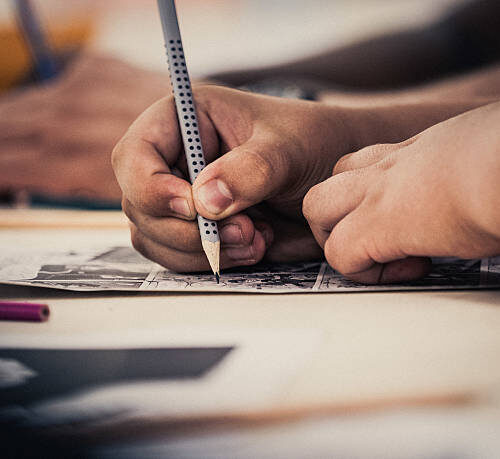 A-Level Equivalent English Tests Required For Migrants Under New UK Law