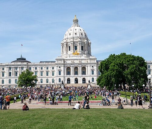 Millions Join “No Kings” Protests Across the U.S. and Worldwide in Unprecedented Show of Dissent