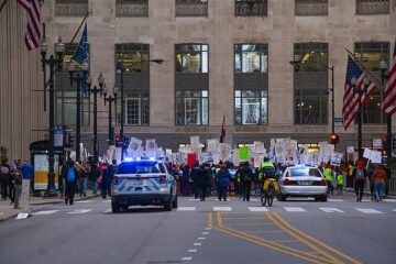 Tens of Thousands of Teachers Strike Across Victoria, Causing Widespread School Disruptions