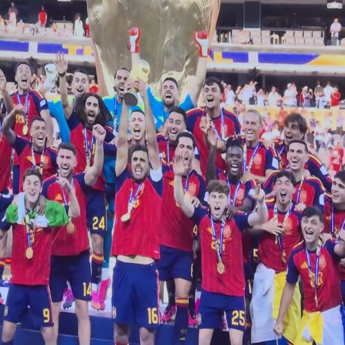 THE DEATH OF A DREAM: Spain Triumphs, Argentina Bleeds, and Messi’s Final Bow in MetLife Tears